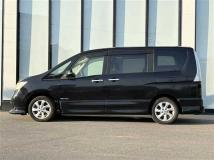 2013 Nissan Serena