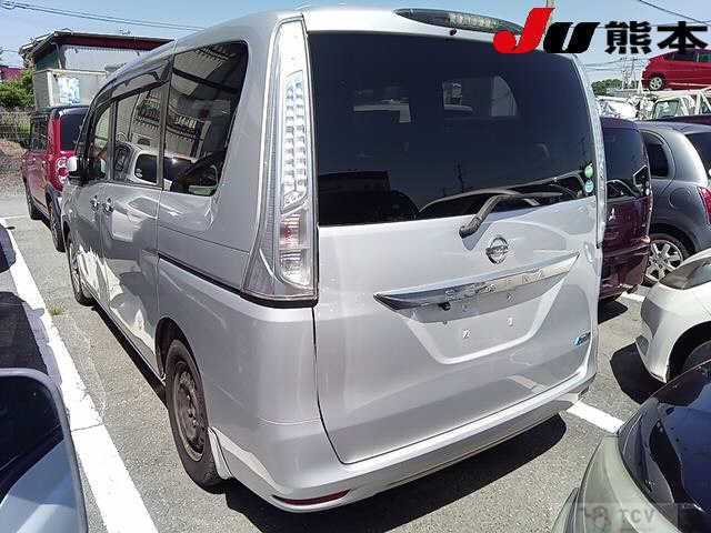 2013 Nissan Serena