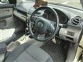 2004 Mazda Demio