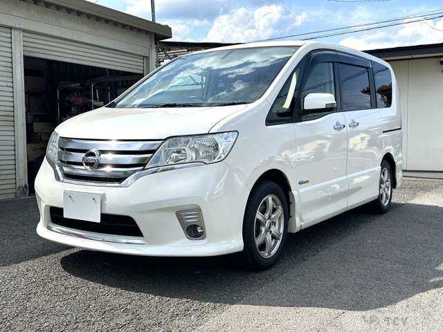 2013 Nissan Serena