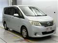 2013 Nissan Serena
