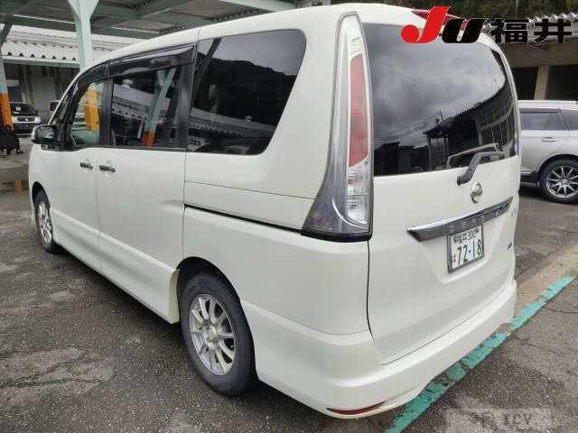 2012 Nissan Serena