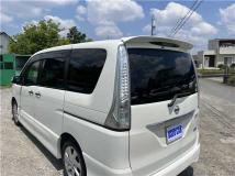 2013 Nissan Serena