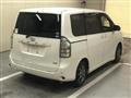 2010 Toyota Voxy