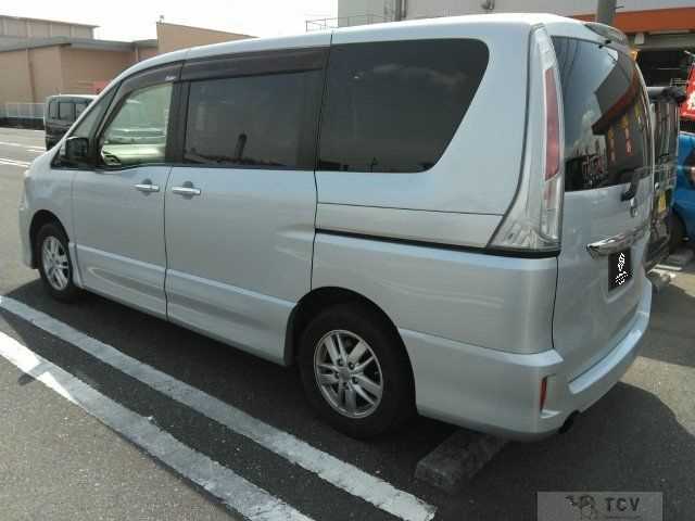 2011 Nissan Serena