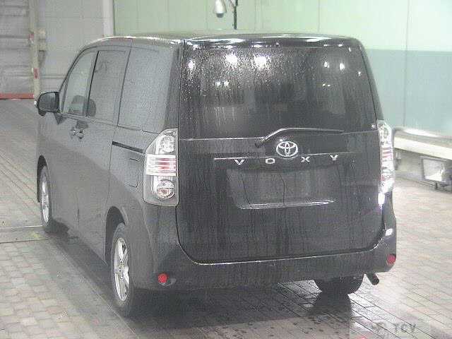 2008 Toyota Voxy