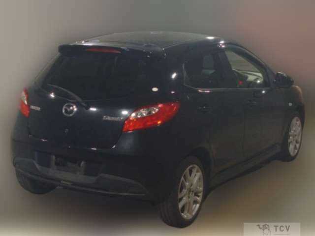 2013 Mazda Demio