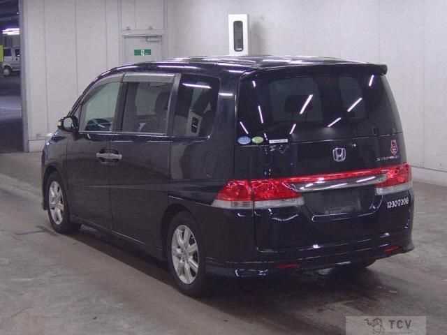 2005 Honda Step WGN