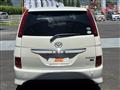 2010 Toyota Isis