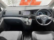 2010 Toyota Isis