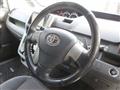 2009 Toyota Voxy