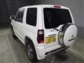 2006 Mitsubishi Pajero Mini