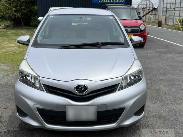 2011 Toyota Vitz