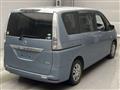 2013 Nissan Serena