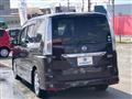 2013 Nissan Serena
