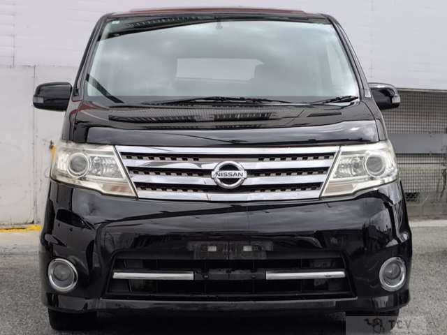 2009 Nissan Serena