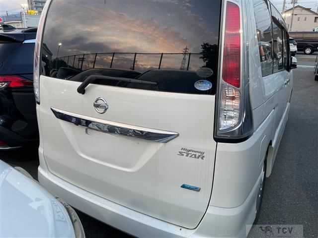 2011 Nissan Serena