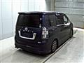 2007 Toyota Voxy