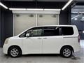 2009 Toyota Noah