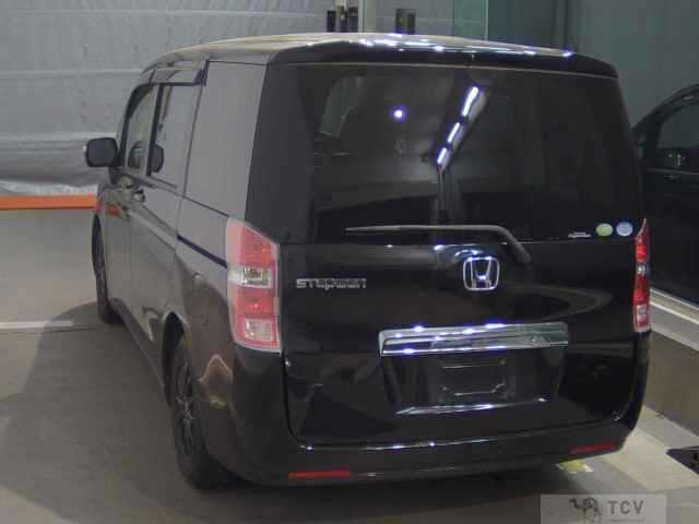 2011 Honda Step WGN