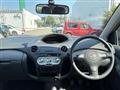 2004 Toyota Vitz