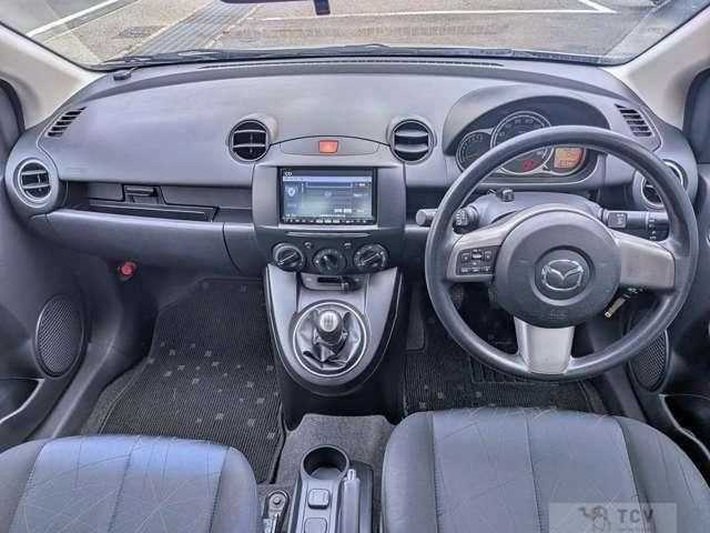 2011 Mazda Demio