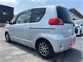 2004 Toyota Porte