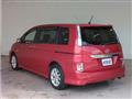 2013 Toyota Isis