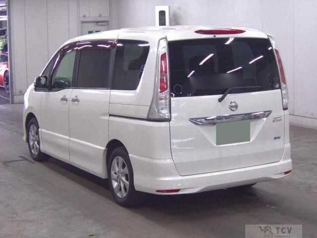 2012 Nissan Serena