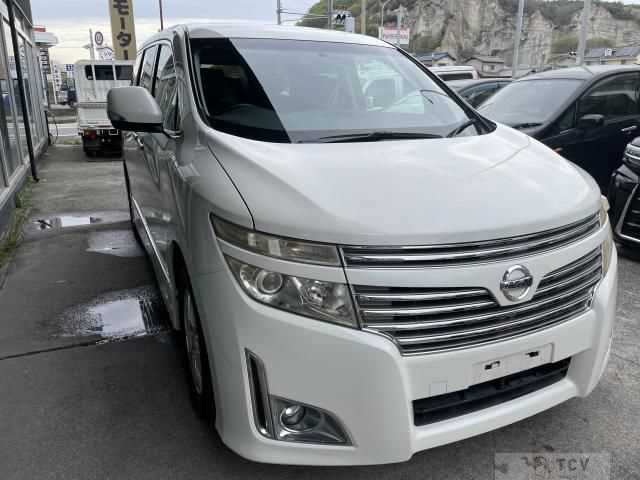 2012 Nissan Elgrand