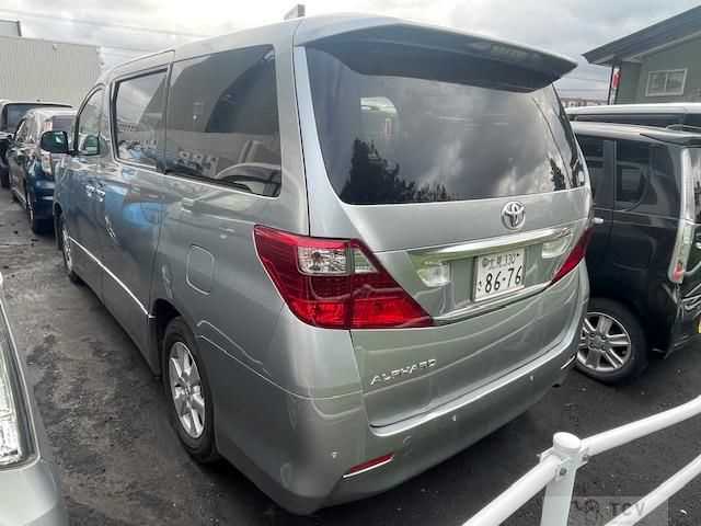 2009 Toyota Alphard