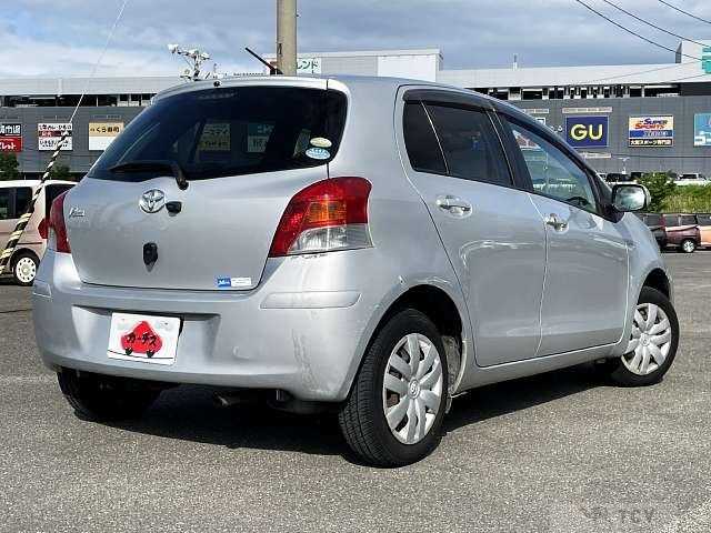 2010 Toyota Vitz