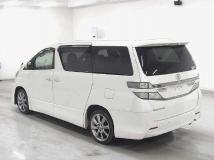 2013 Toyota Vellfire