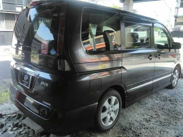 2009 Nissan Serena