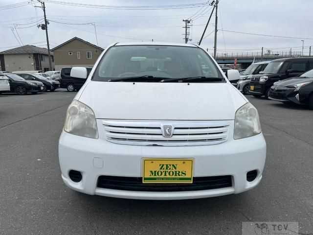 2006 Toyota Raum