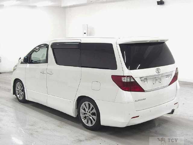 2010 Toyota Alphard