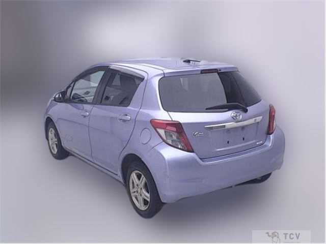 2011 Toyota Vitz