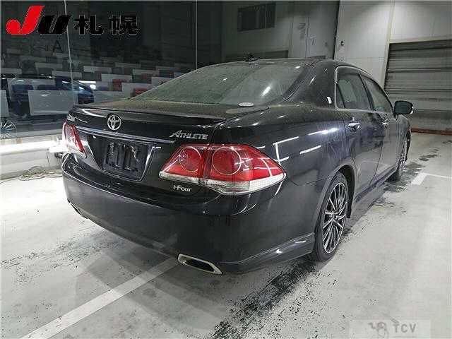 2012 Toyota Crown