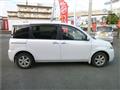 2011 Toyota Sienta