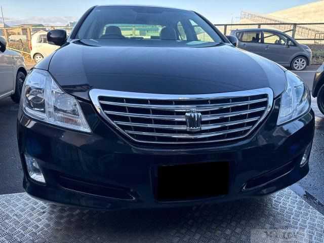 2009 Toyota Crown