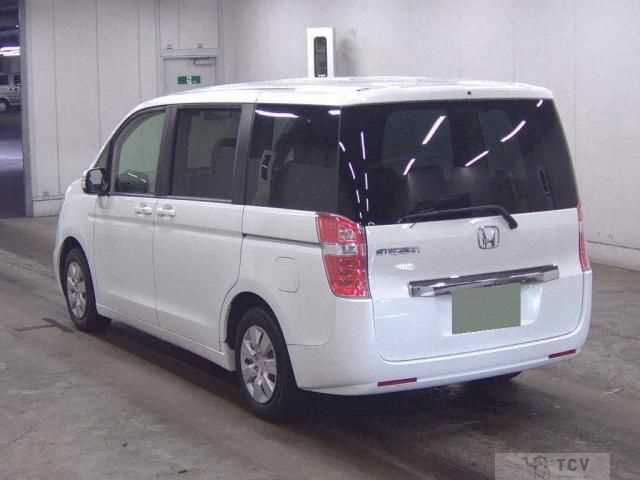 2013 Honda Step WGN