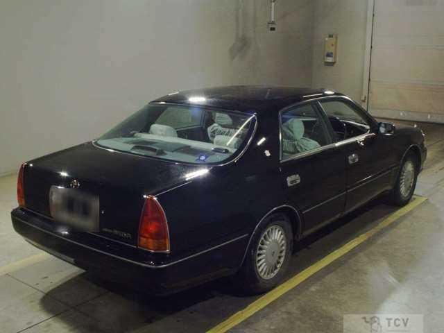 1997 Toyota Crown Majesta