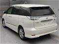 2011 Toyota Estima Hybrid