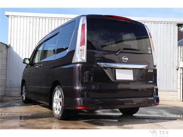 2012 Nissan Serena