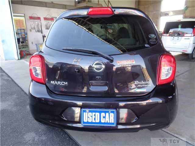 2017 Nissan March