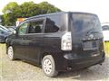 2013 Toyota Voxy
