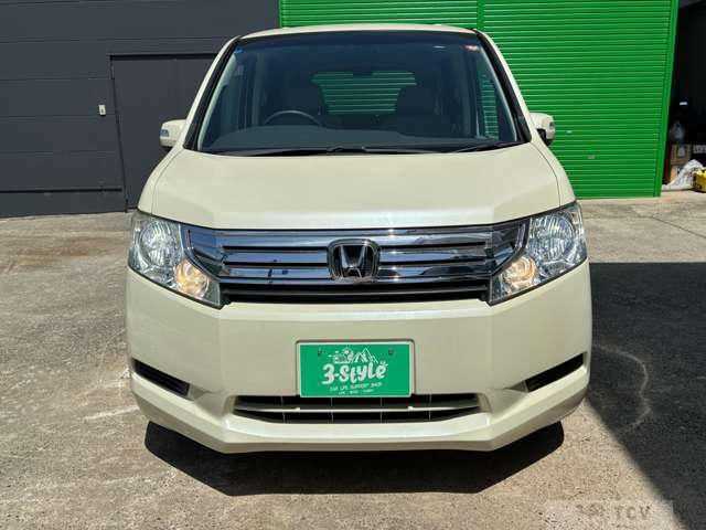 2012 Honda Step WGN