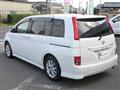 2010 Toyota Isis