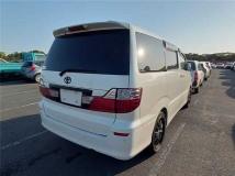 2005 Toyota Alphard