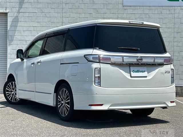 2014 Nissan Elgrand